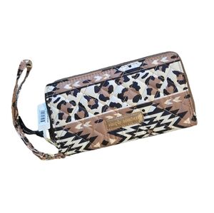 NWT Simply Southern Quilted Phone Wallet in Aztec Cheetah Print Neutral